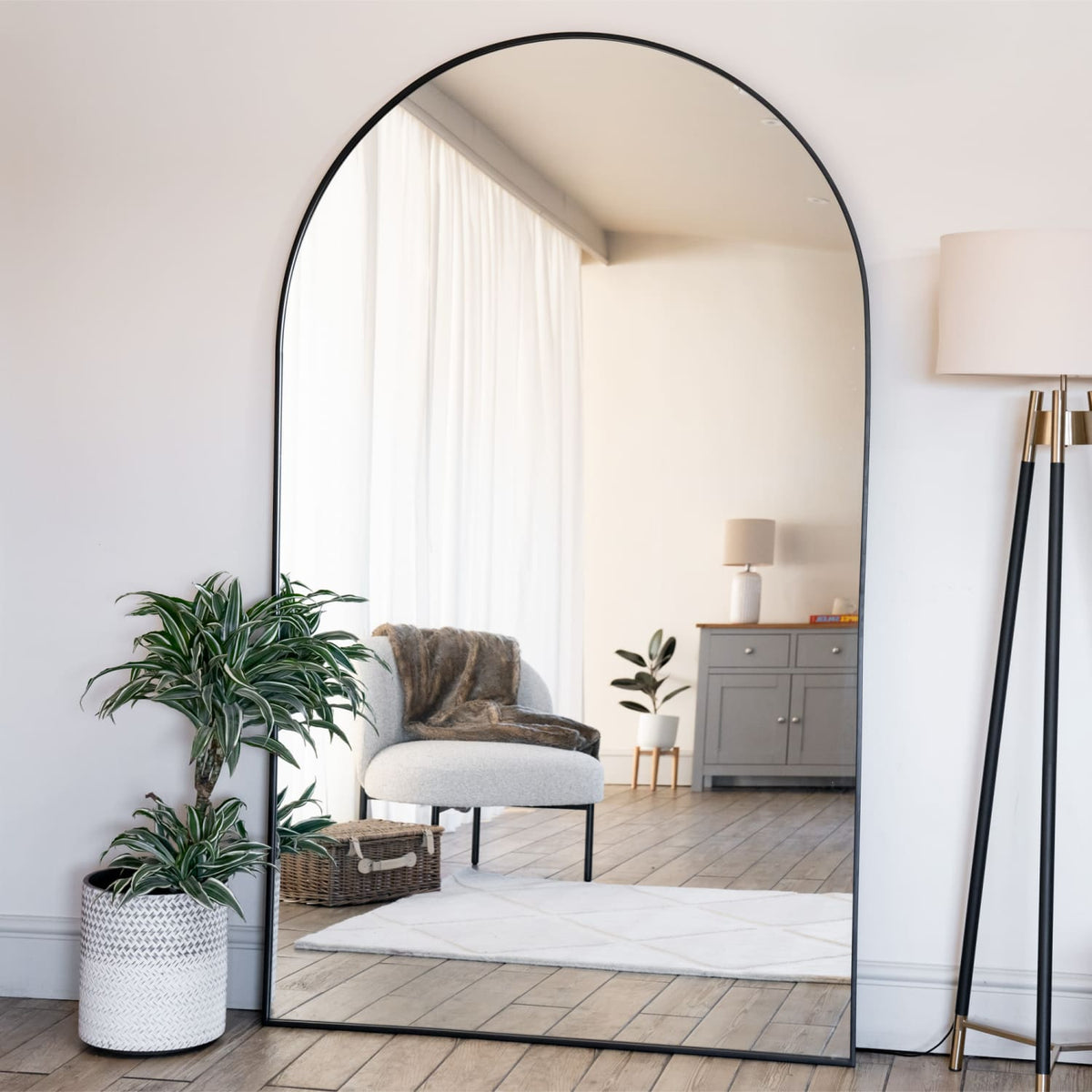 Akiko | Full Length Black Metal Arched Mirror | 200 x 120 cm
