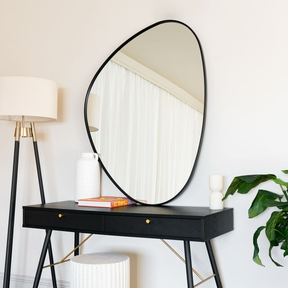 Izumi | Black Metal Irregular Wall Mirror | 120 x 90 cm
