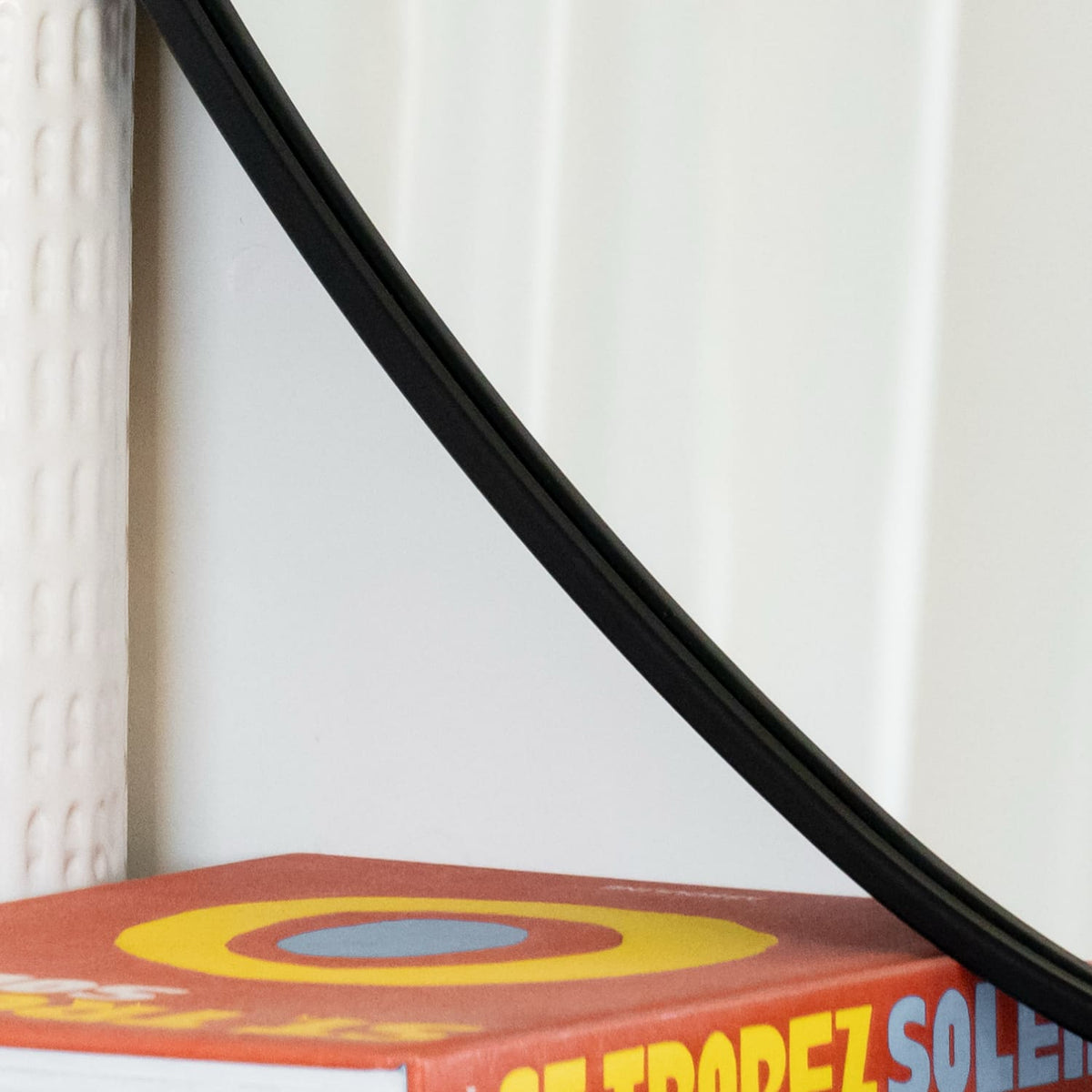 Izumi | Black Metal Irregular Wall Mirror | 120 x 90 cm